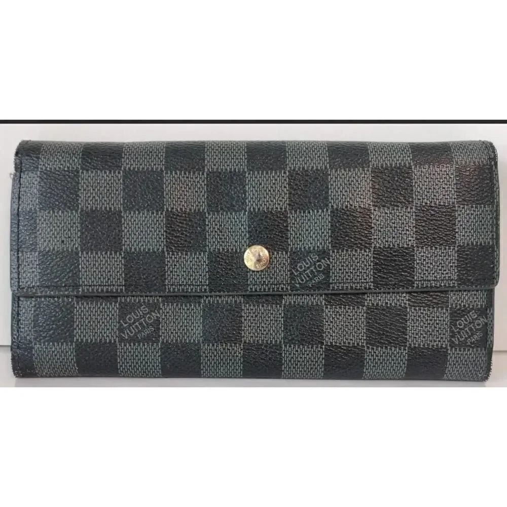 Louis Vuitton Damier Sarah Graphite Envelope Clutch Wallet. 71825
